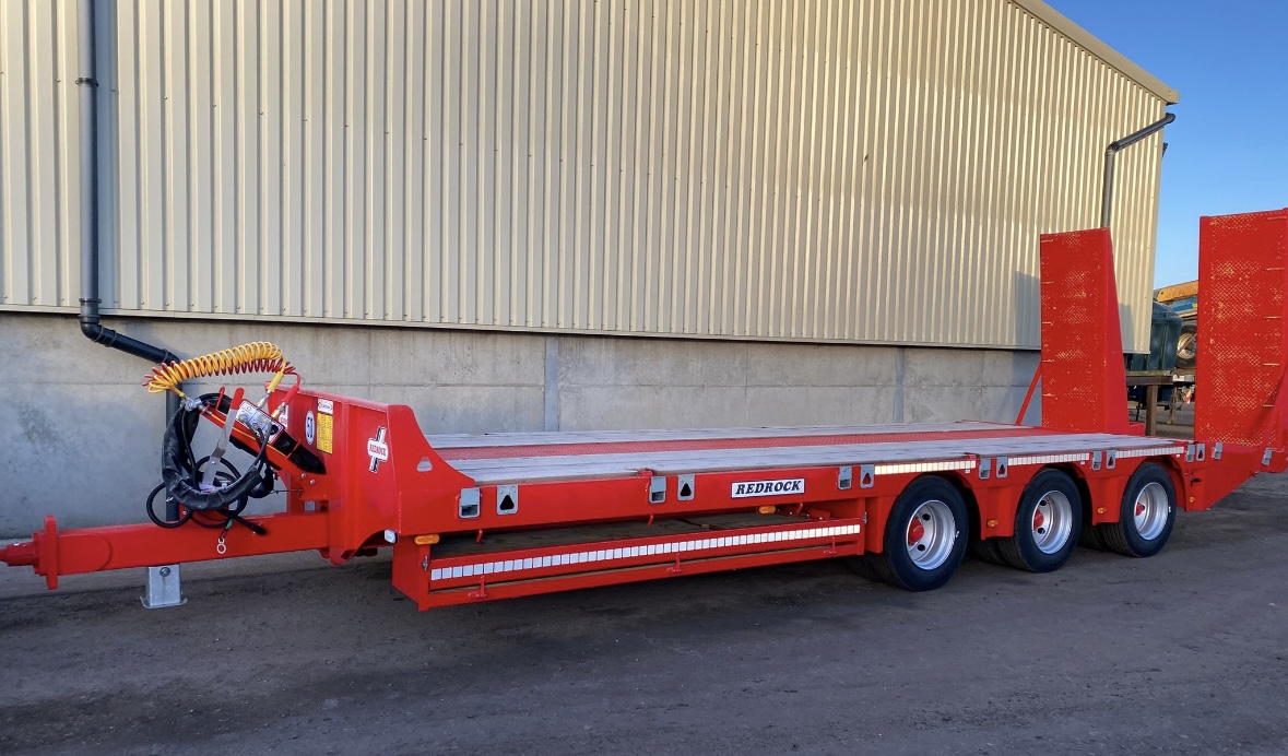 Redrock 33 Ton Tri-axle