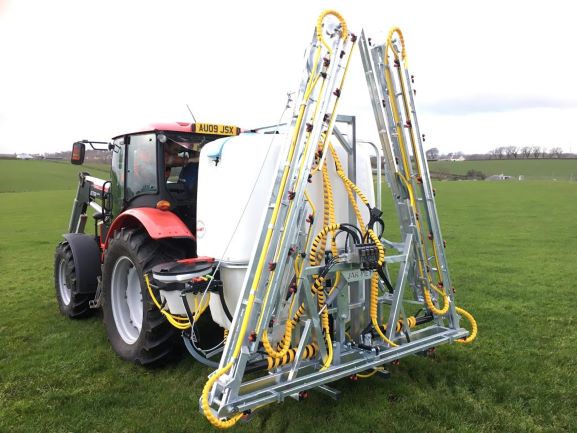 Jarmet Mounted Sprayer - 1200 litres - 18m booms