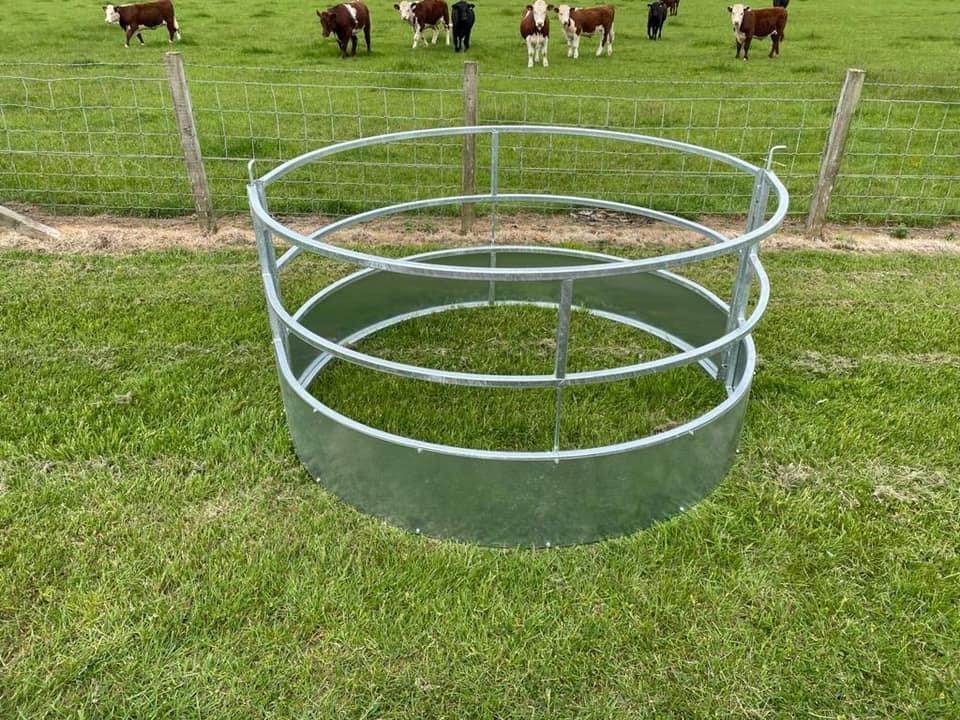 Sheep Ring Feeder