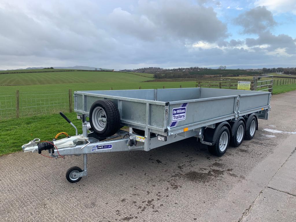 Ifor Williams LM146 Tri-axle