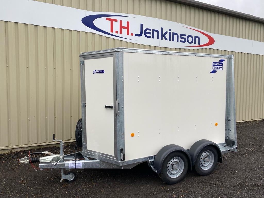 Ifor Williams BV85 / Roller door