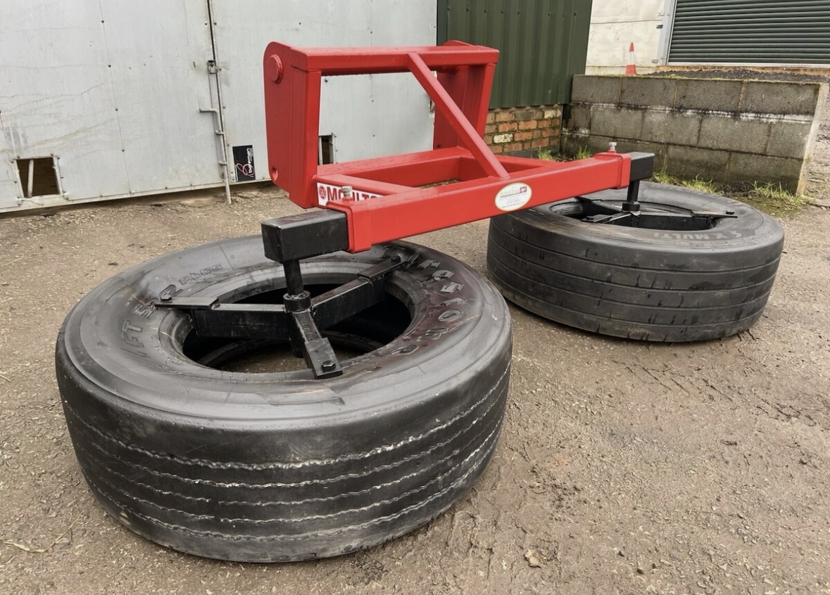 Moulton Silage Pusher (Handler)