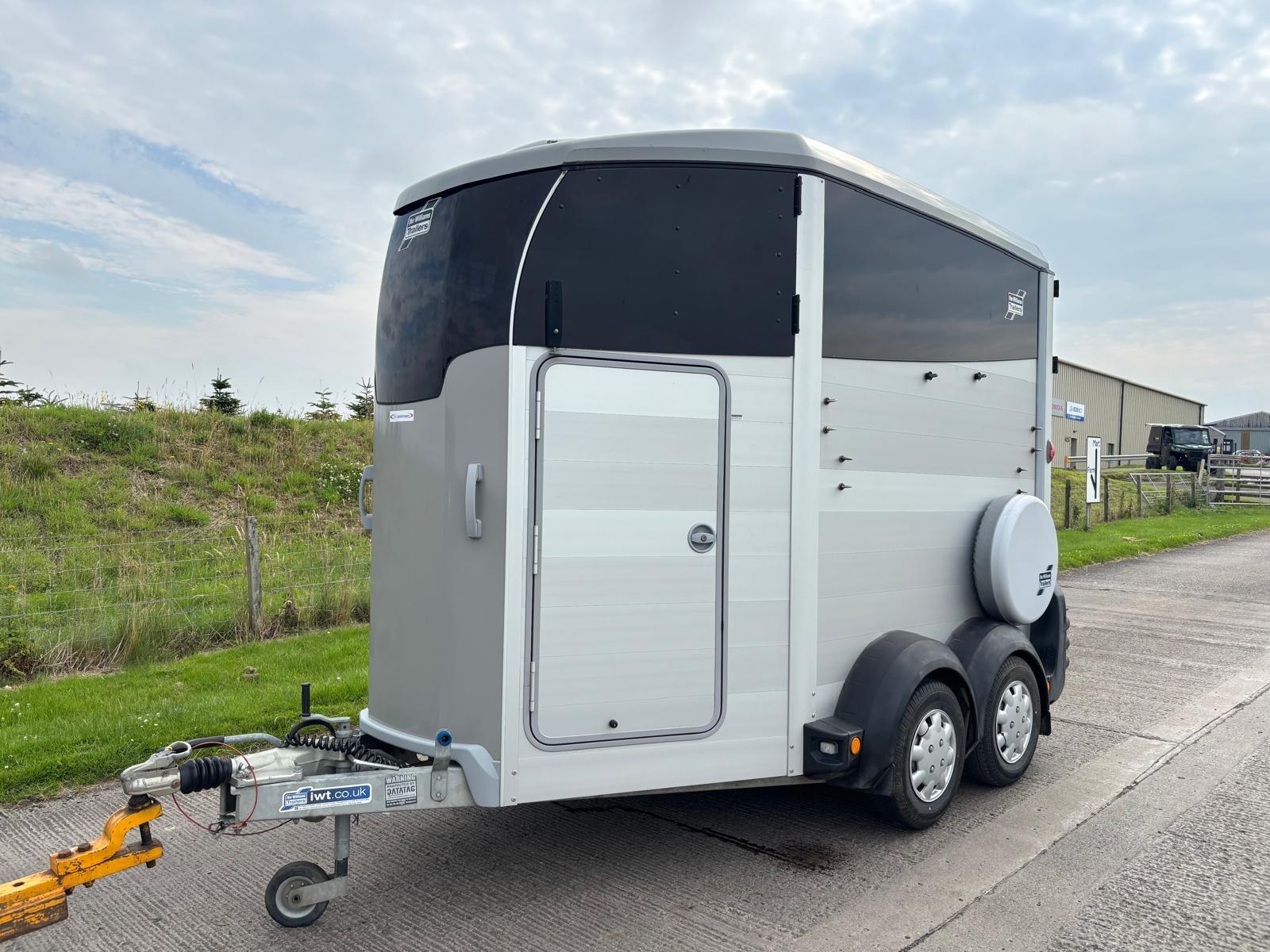 Ifor Williams HBX506 (2022)