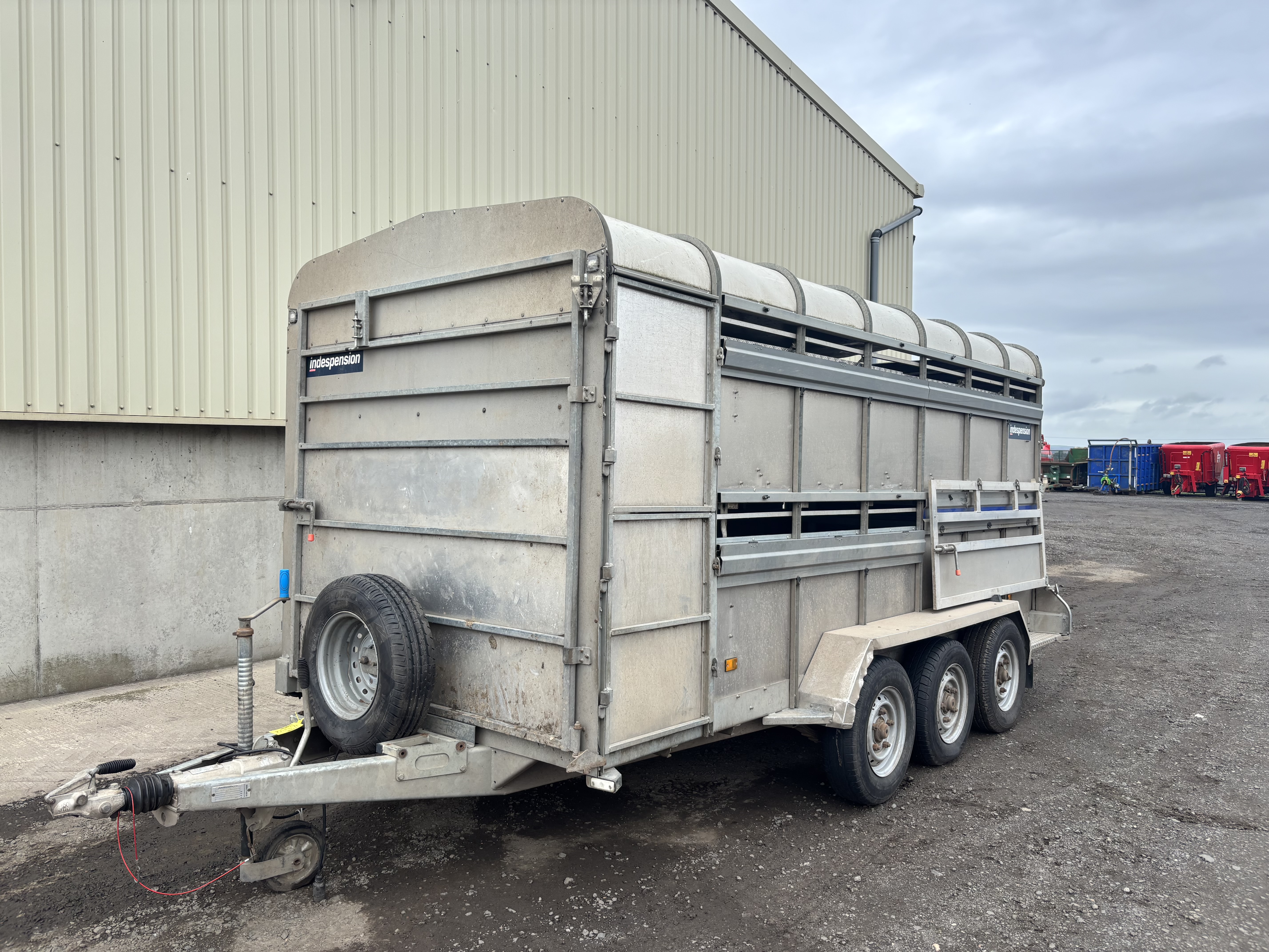 Indespension 14ft Tri-axle